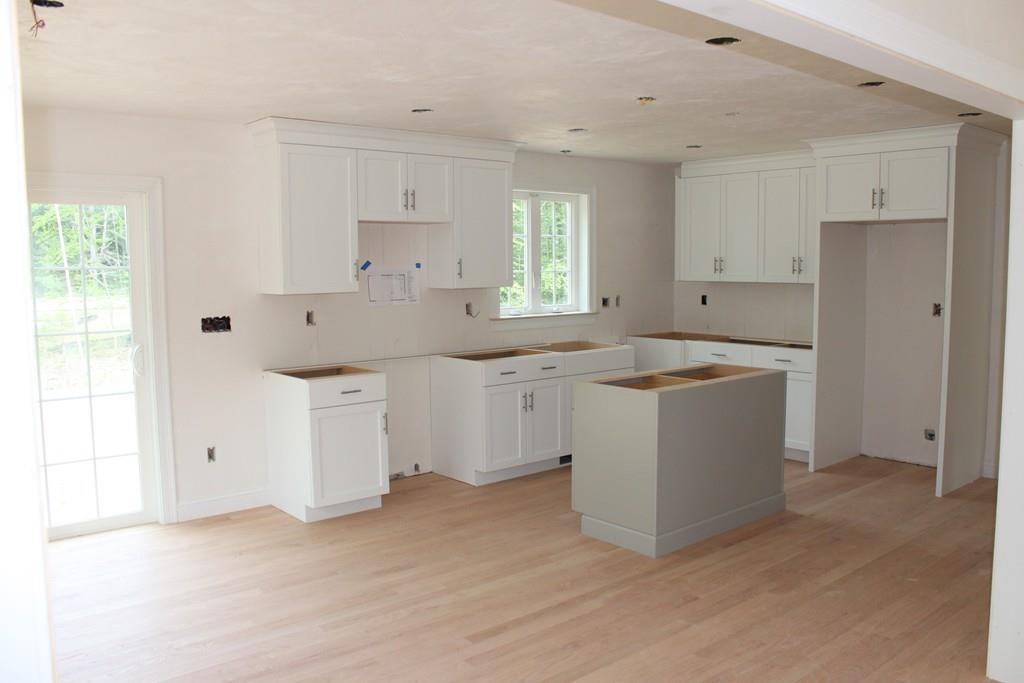 Lot 8 Stony Point Road Middleboro, MA 02346 - Photo 6 of 10