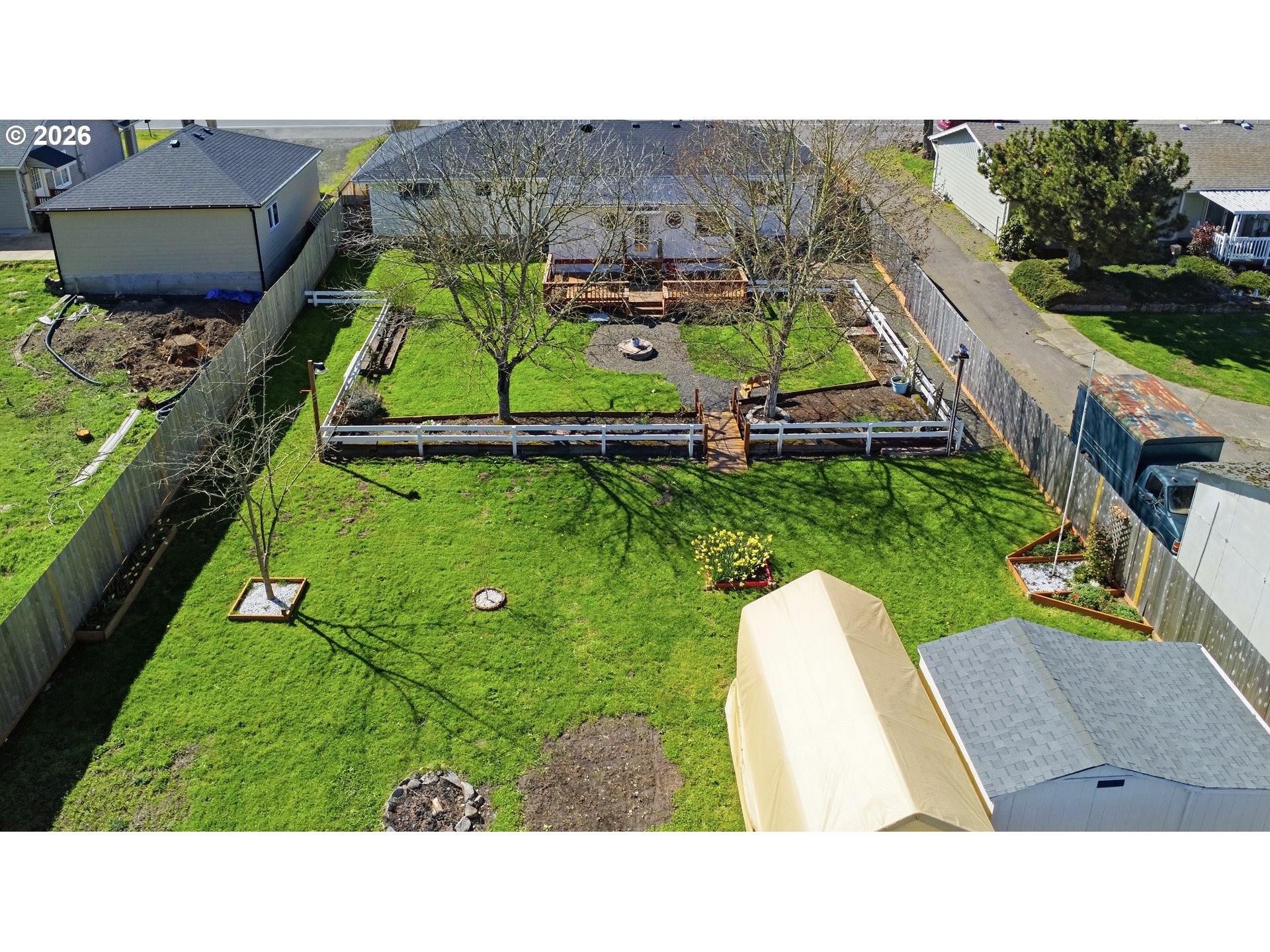 3795 Southeast Spicer Road Albany, OR 97322 - Photo 12 of 45