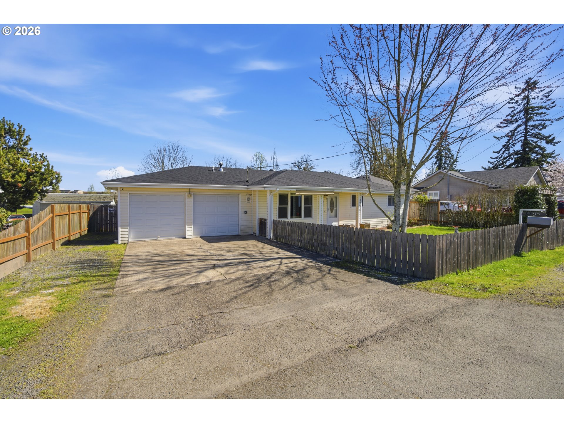 3795 Southeast Spicer Road Albany, OR 97322 - Photo 4 of 45