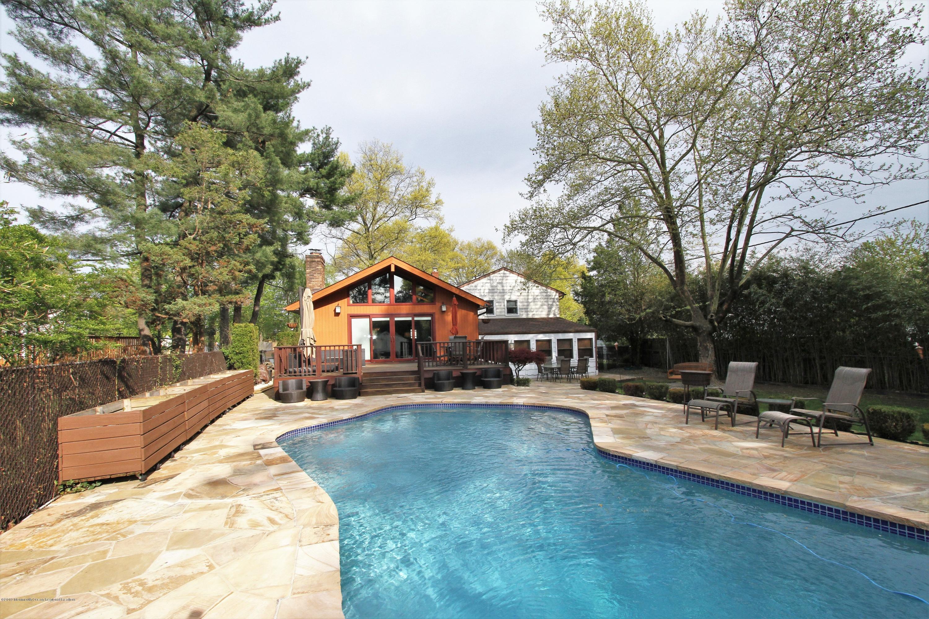 118 Golf Road Montclair, NJ 07043 - Photo 21 of 22 118 Golf Backyard.1. su7mJZug