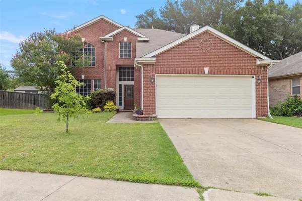 $410,000 | 903 Summerbrook Drive, Euless, TX 76040
