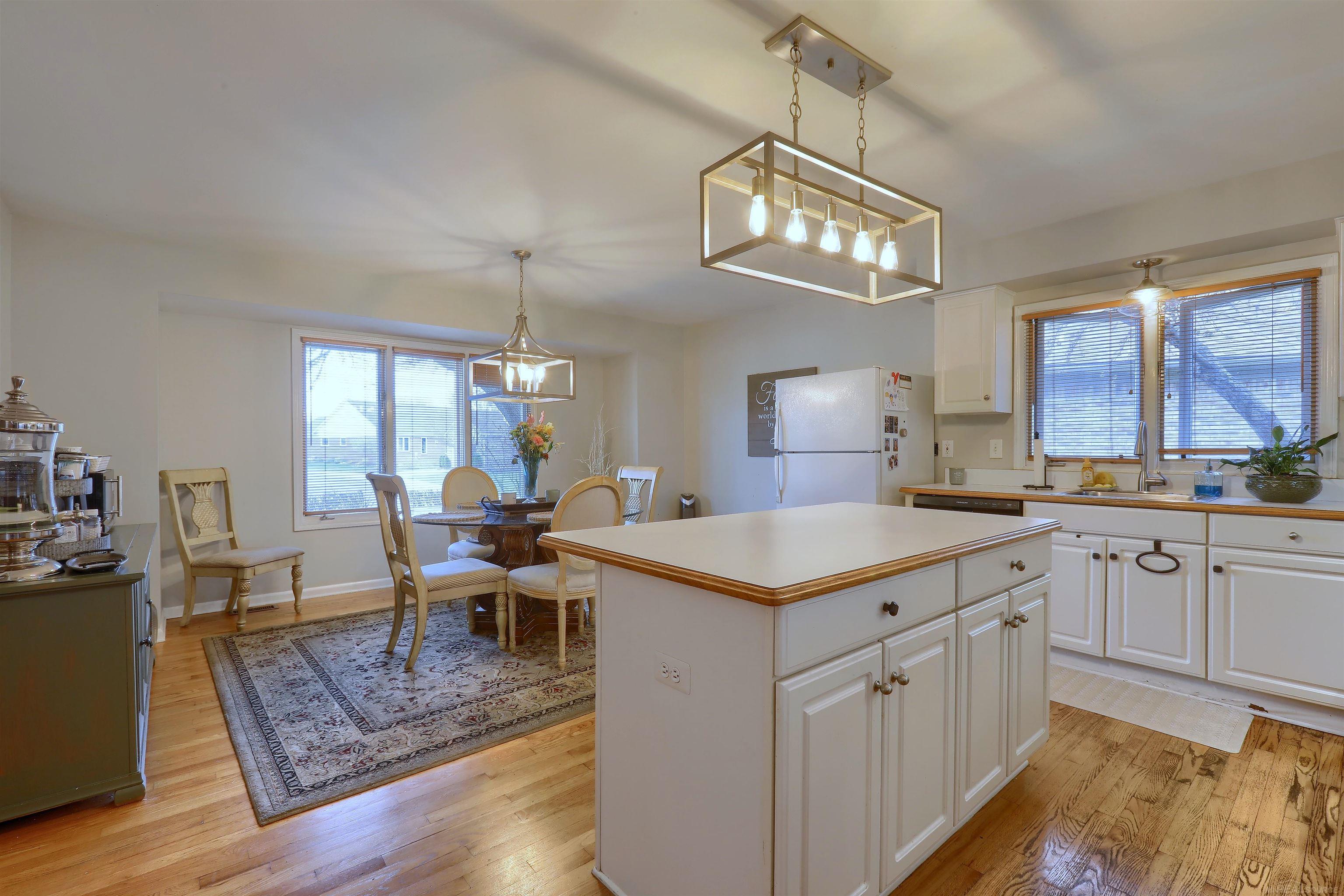 38895 Ridgeview Circle, Unit 58 Clinton Township, MI 48036 - Photo 12 of 33