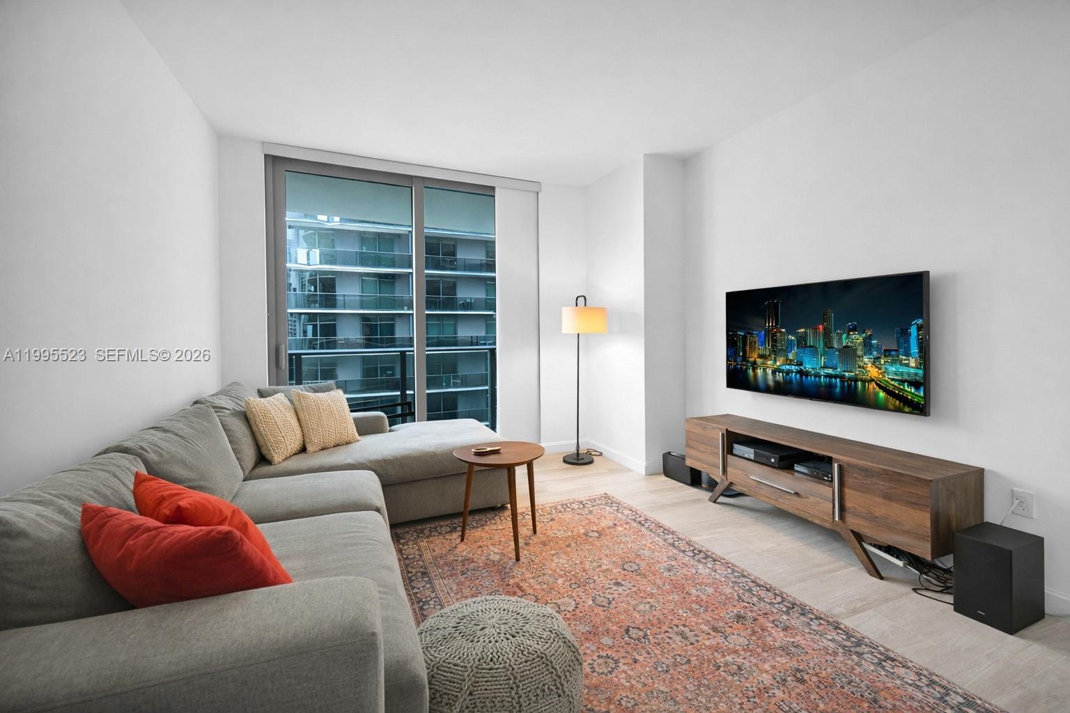 45 Southwest 9th Street, Unit 2906 Miami, FL 33130 - Photo 14 of 22