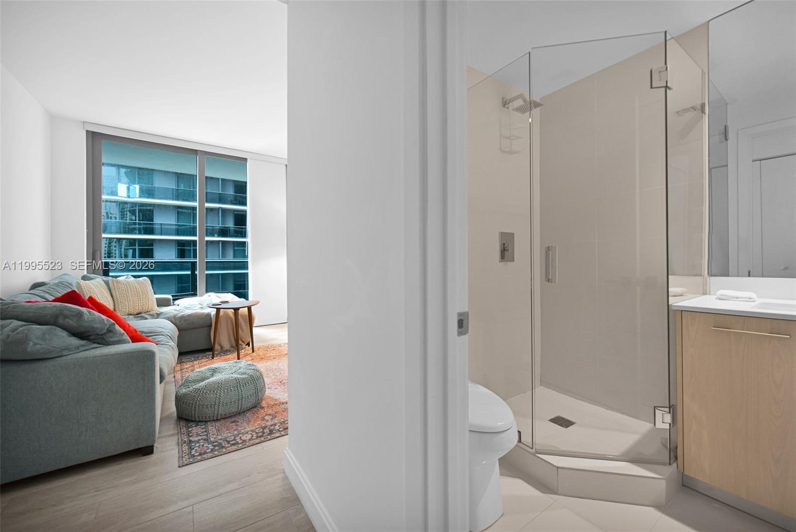 45 Southwest 9th Street, Unit 2906 Miami, FL 33130 - Photo 15 of 22