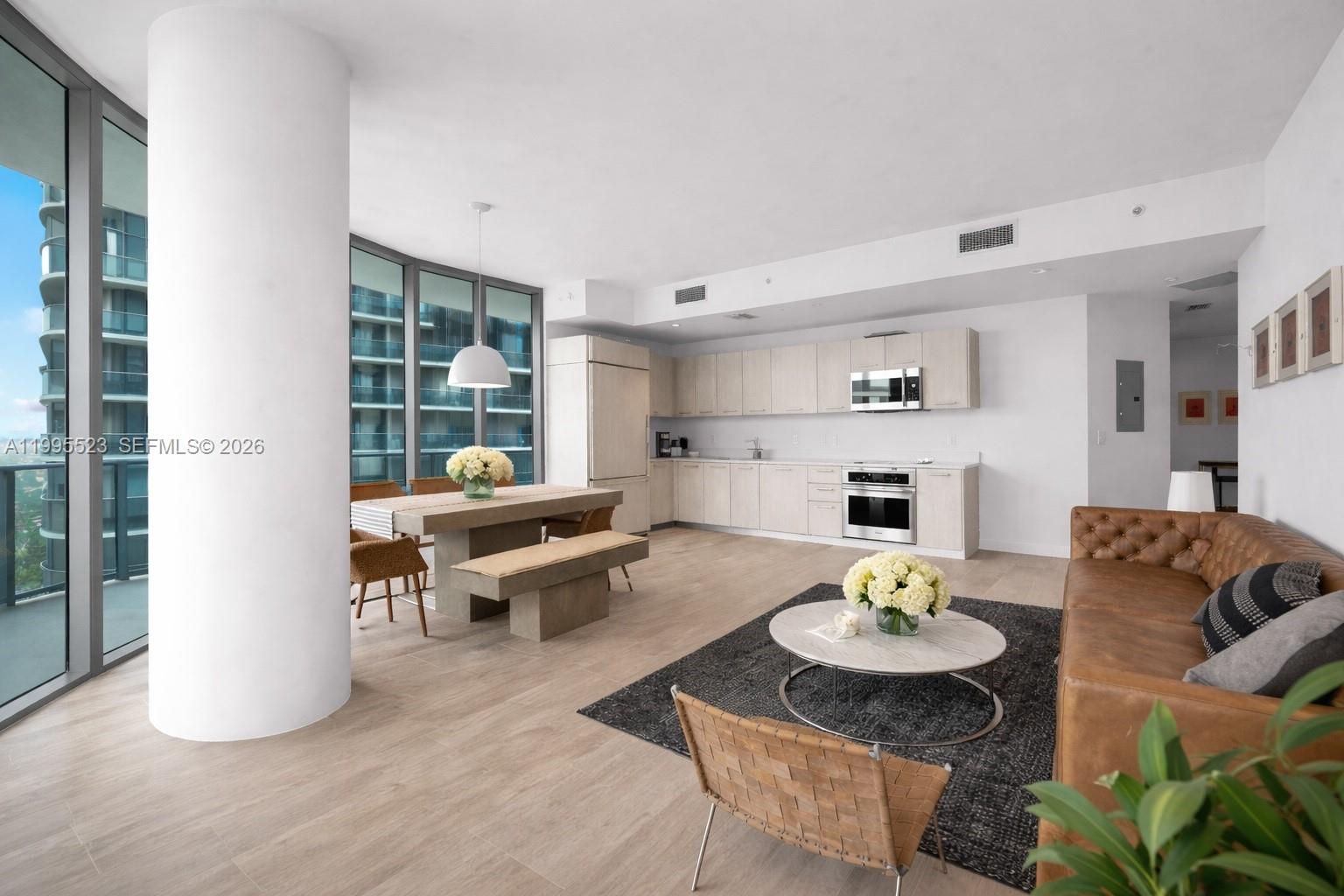 45 Southwest 9th Street, Unit 2906 Miami, FL 33130 - Photo 8 of 22