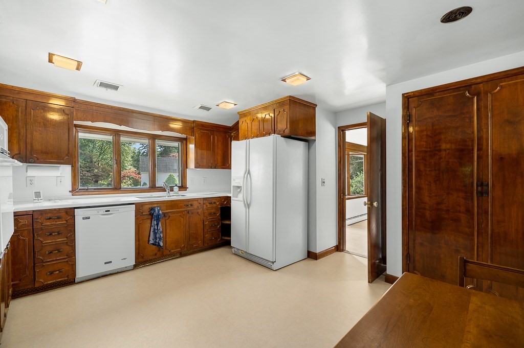 18 Great Pond Road Wenham, MA 01984 - Photo 24 of 35 Gallery Image 24