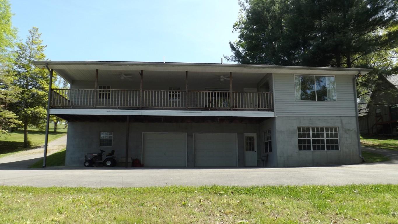 969 Ewing Road, Unit 14 Spring City, TN 37381 - Photo 13 of 27 back of home