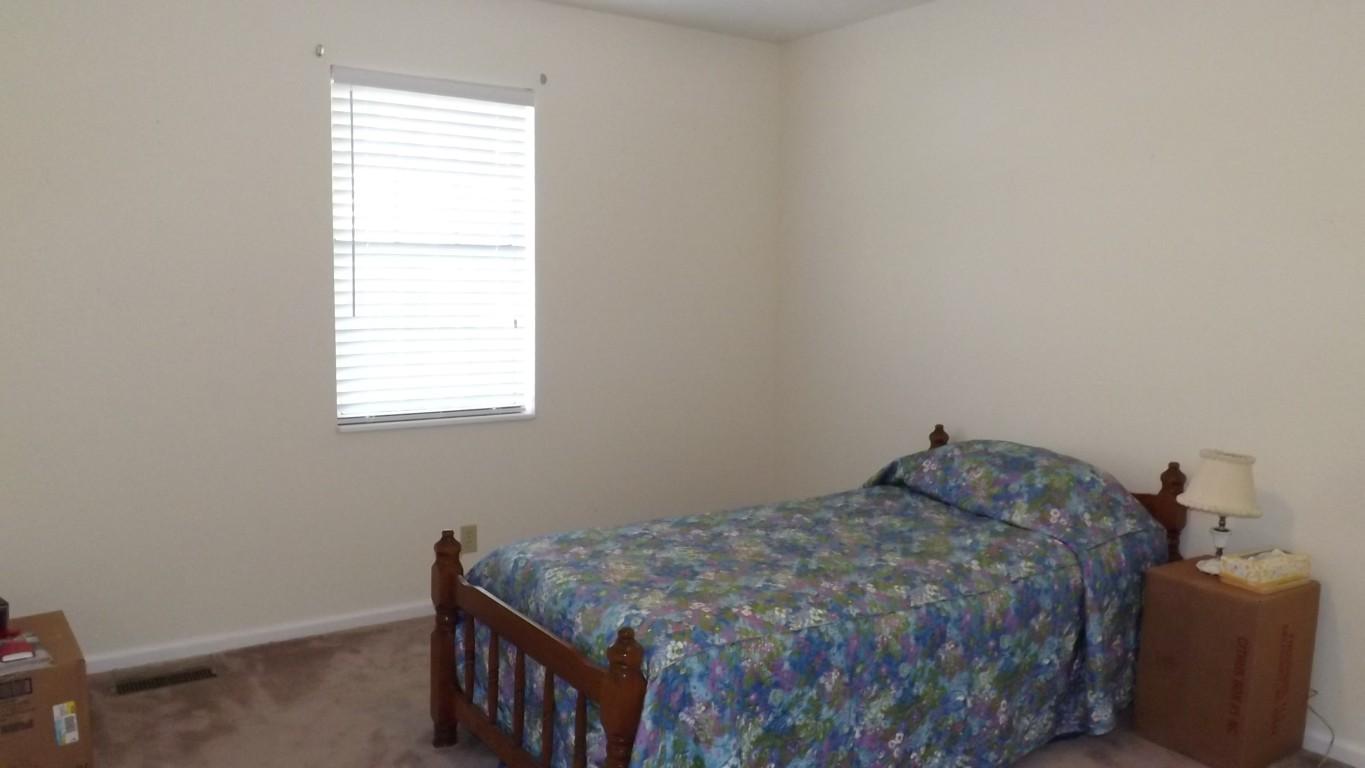 969 Ewing Road, Unit 14 Spring City, TN 37381 - Photo 17 of 27 guest bedroom on main level