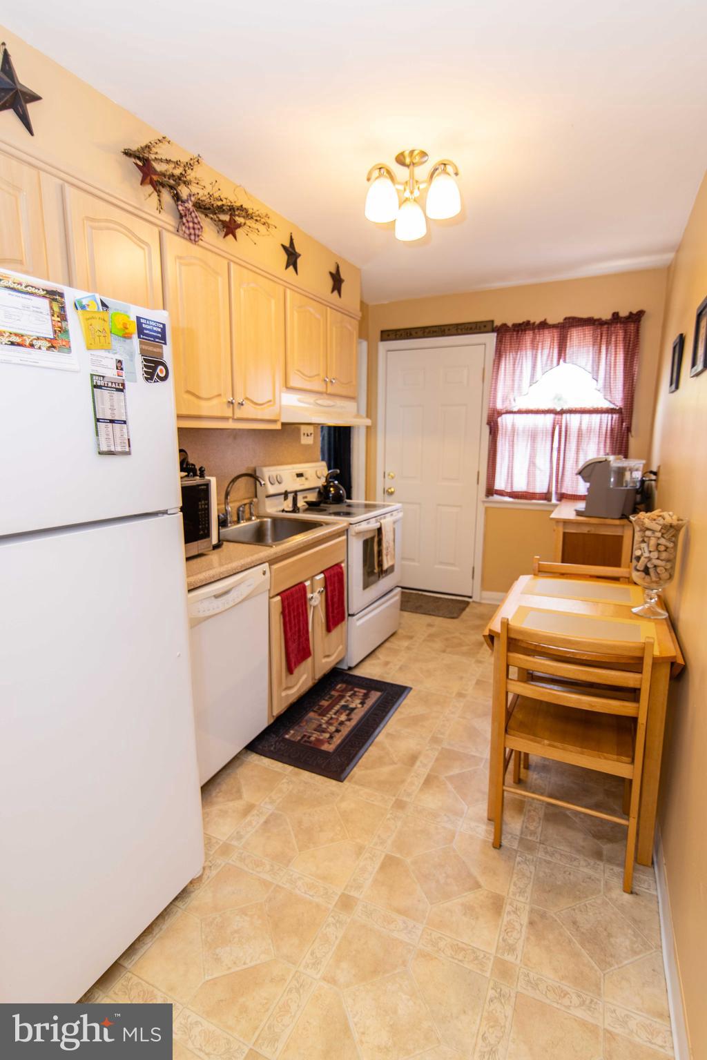 1440 Blackrock Road Swarthmore, PA 19081 - Photo 9 of 22