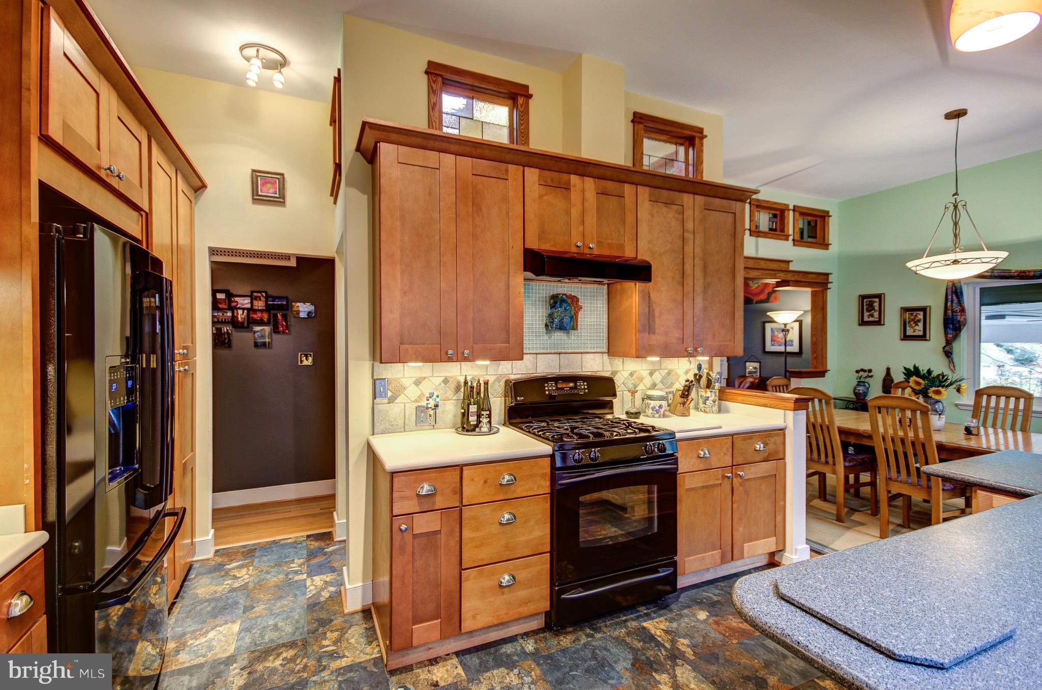 7001 Raleigh Road Annandale, VA 22003 - Photo 12 of 27 Kitchen