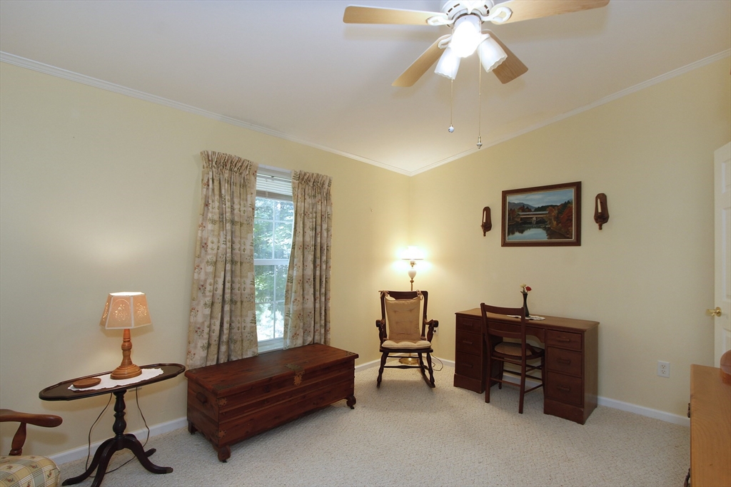 507 Crystal Way Middleboro, MA 02346 - Photo 25 of 36