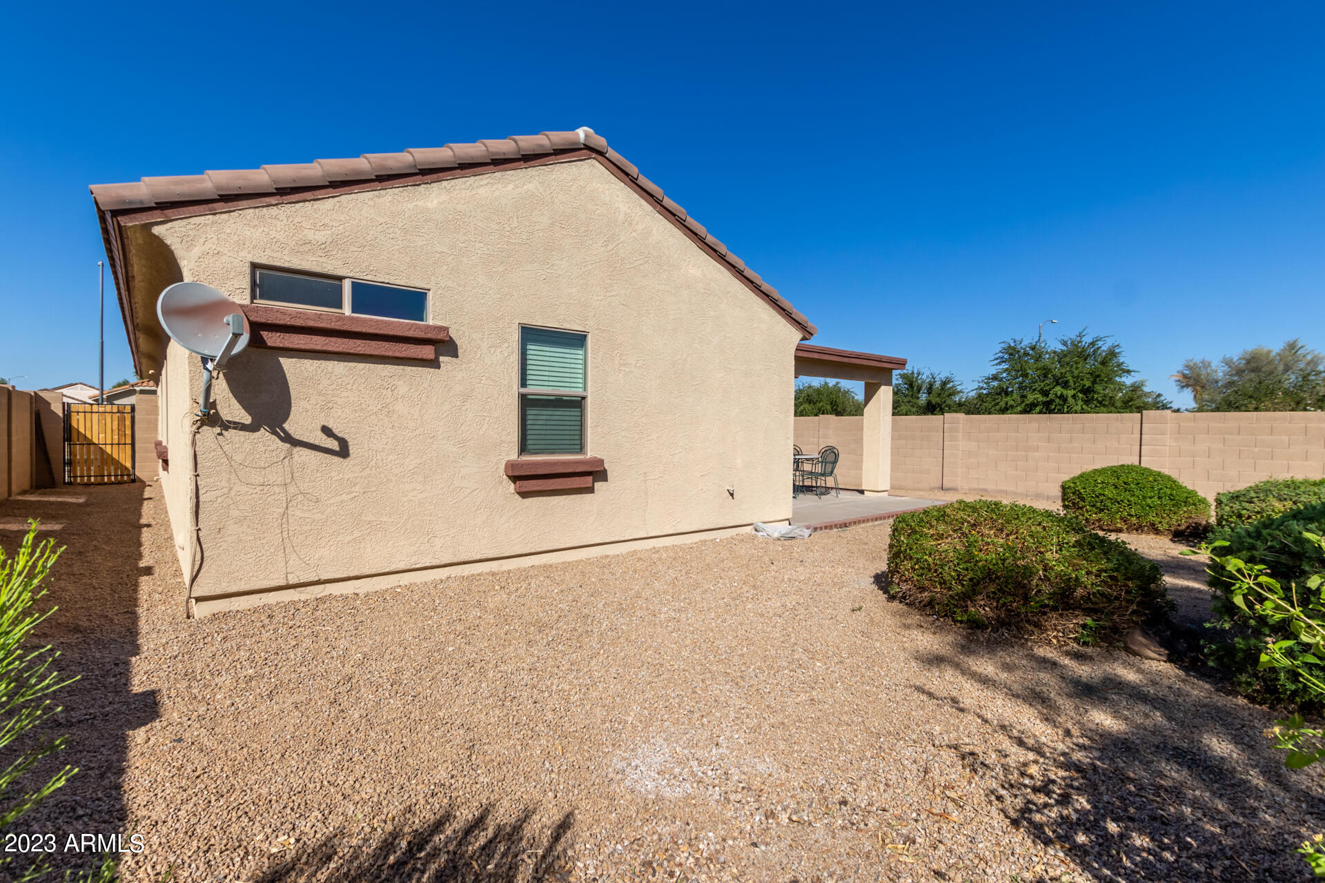 17715 West Redfield Road Surprise, AZ 85388 - Photo 27 of 33