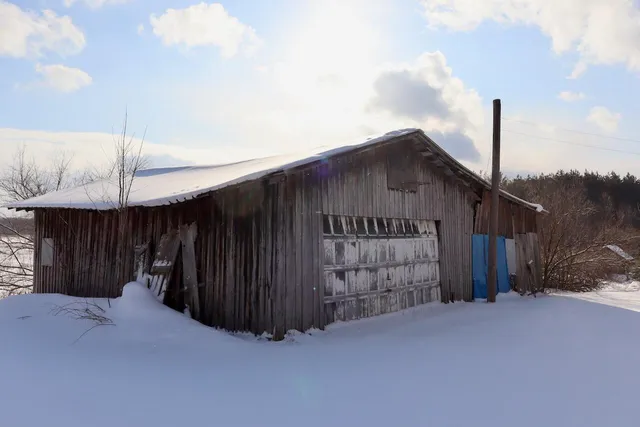 $415,000 | 6182 Hamilton Road, Harrison, MI 48625