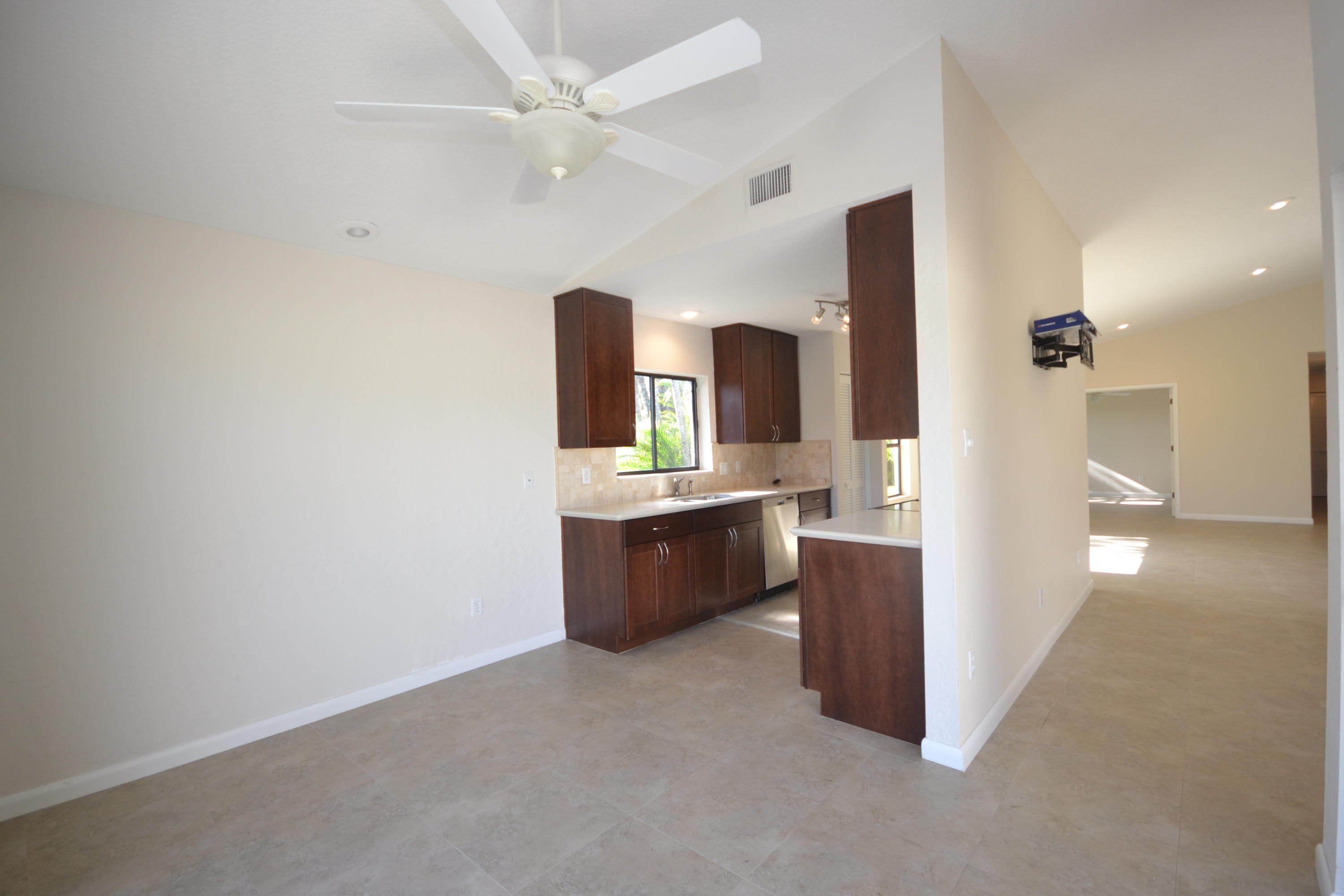 10176 Sunset Bend Drive Boca Raton, FL 33428 - Photo 13 of 41 Updated & Upgraded Kitchen