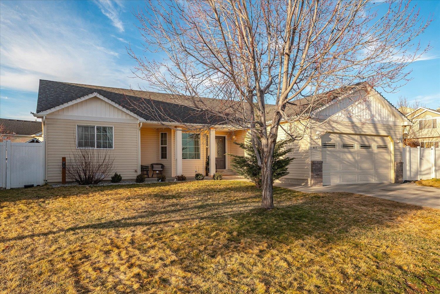 815 Collin Avenue Medical Lake, WA 99022 - Photo 2 of 22