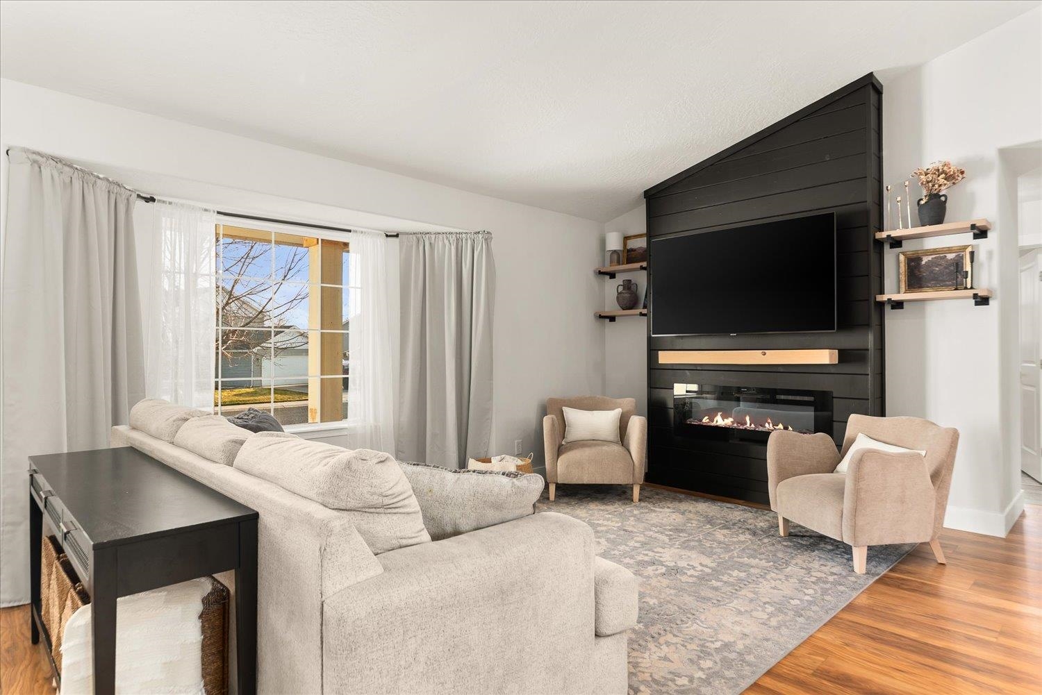 815 Collin Avenue Medical Lake, WA 99022 - Photo 4 of 22