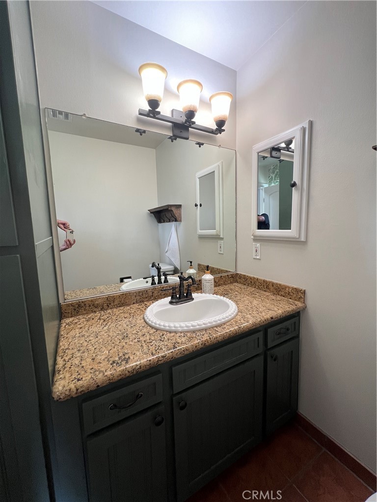 22781 Running Rabbit Court Canyon Lake, CA 92587 - Photo 20 of 41