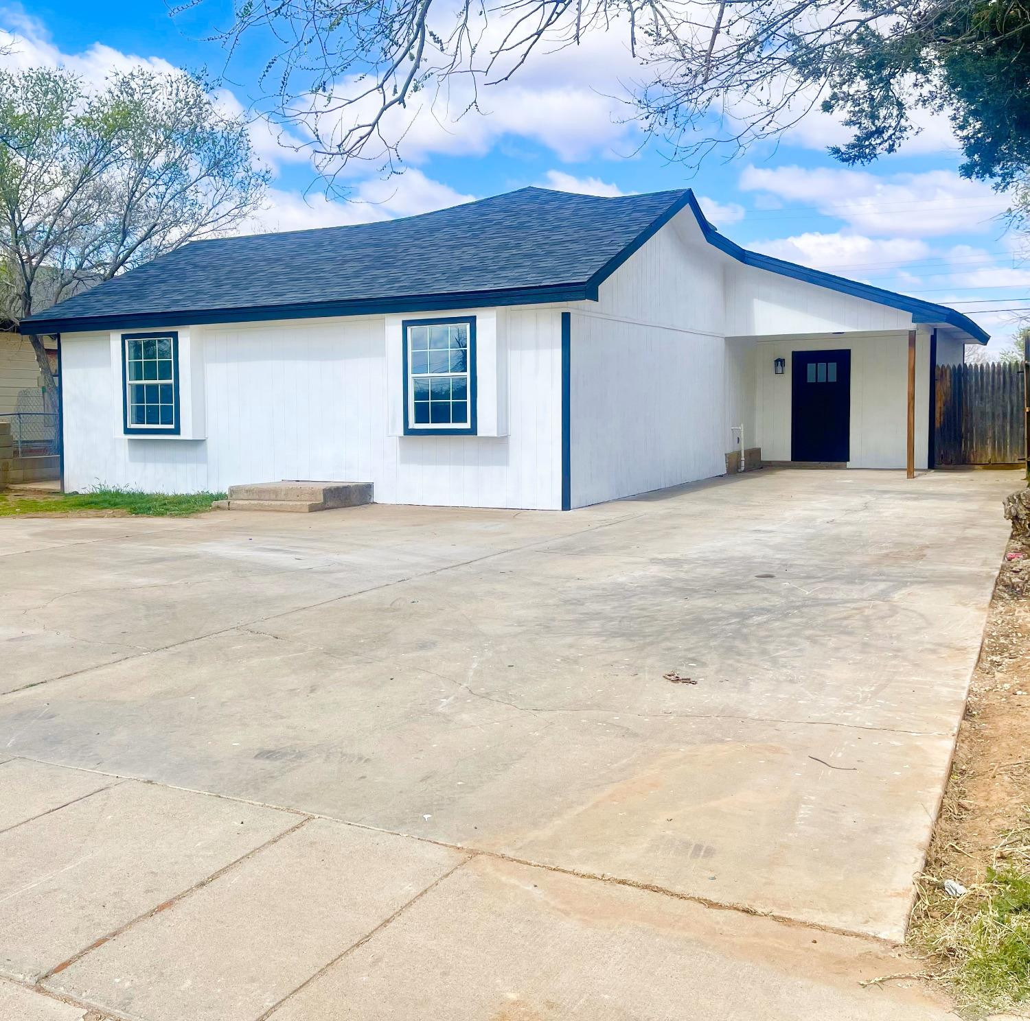 2718 Cornell Street Lubbock, TX 79415 - Photo 2 of 23 Photo 2