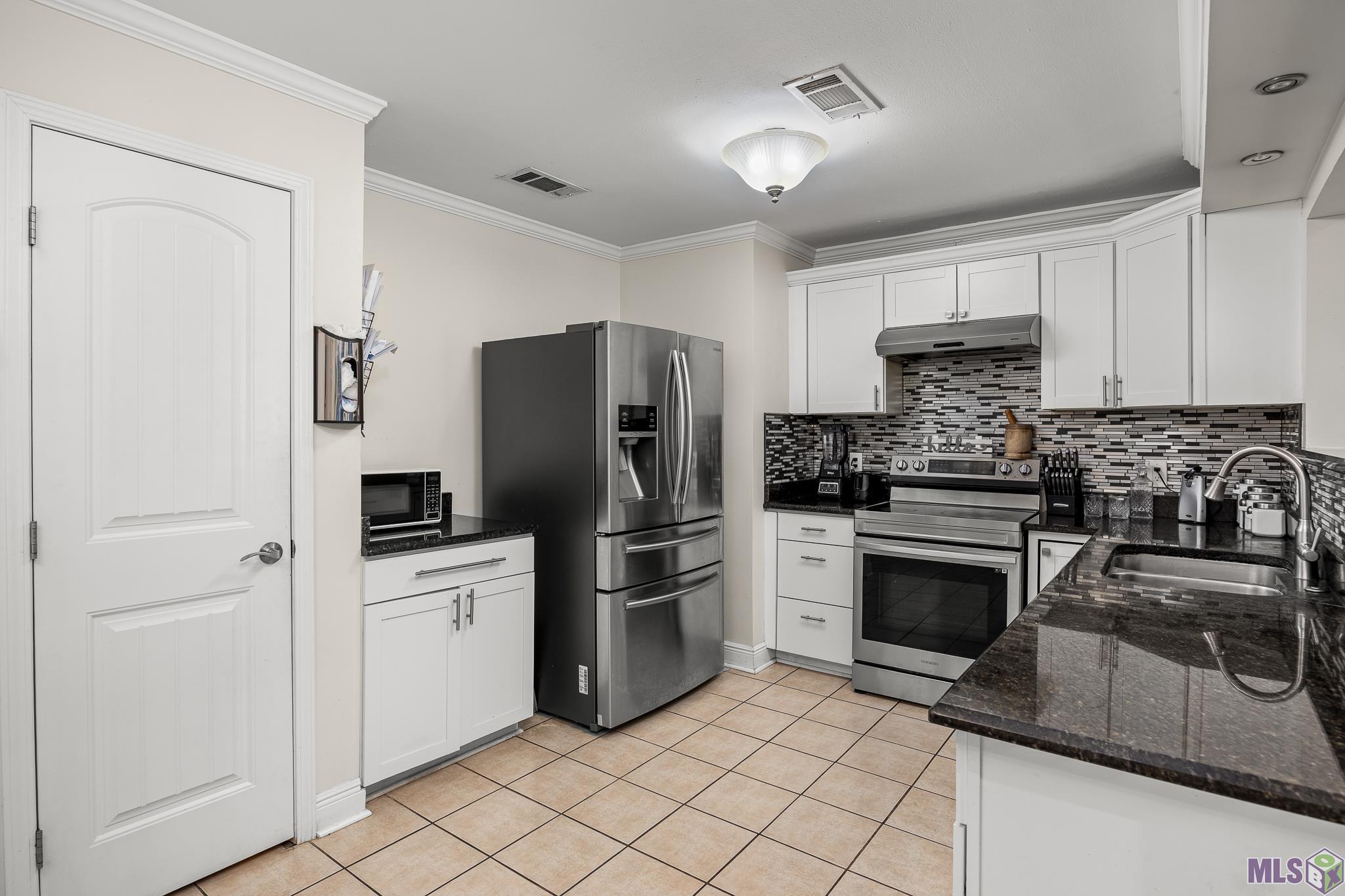 352 Fountainbleau Drive Baton Rouge, LA 70819 - Photo 19 of 38