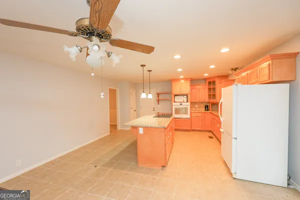 $349,900 | 207 North View Pointe Drive, LaGrange, GA 30241