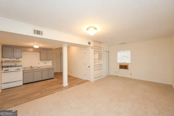 $349,900 | 207 North View Pointe Drive, LaGrange, GA 30241