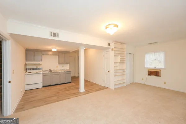 $349,900 | 207 North View Pointe Drive, LaGrange, GA 30241