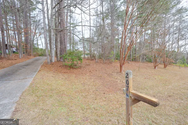 $349,900 | 207 North View Pointe Drive, LaGrange, GA 30241