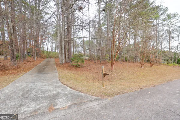 $349,900 | 207 North View Pointe Drive, LaGrange, GA 30241
