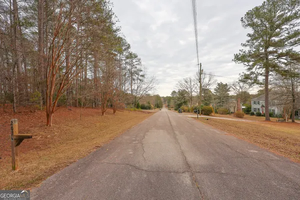 $349,900 | 207 North View Pointe Drive, LaGrange, GA 30241