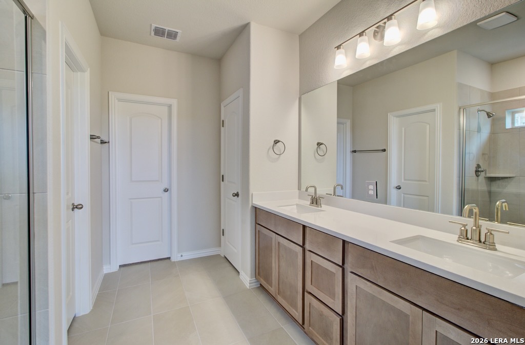 2114 Shepards Street Seguin, TX 78155 - Photo 11 of 31