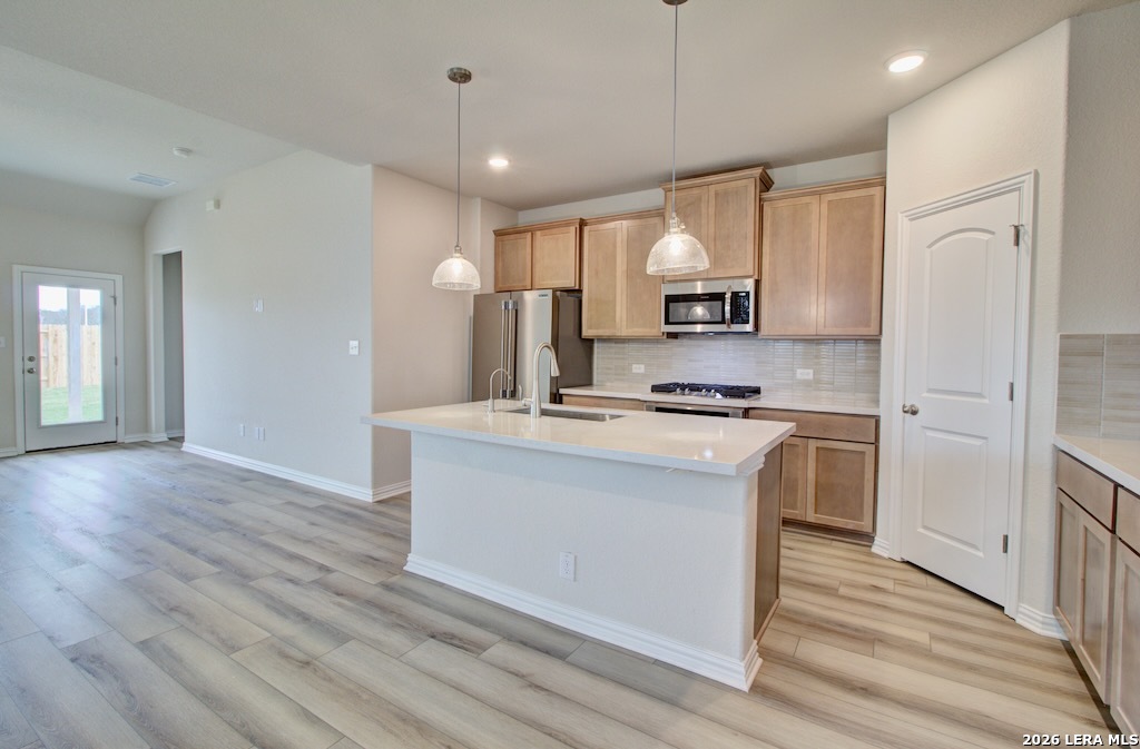 2114 Shepards Street Seguin, TX 78155 - Photo 4 of 31