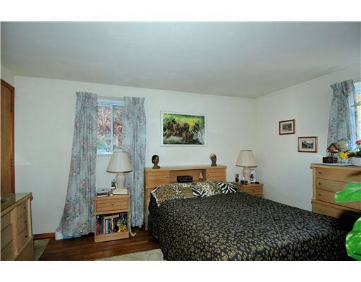 220 Hillendale Road Pittsburgh, PA 15237 - Photo 8 of 15 Master Bedroom.