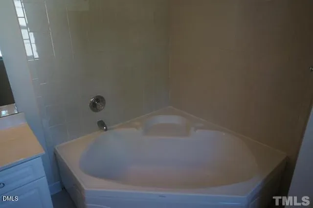 $1,800 | 168 Grande Meadow Way, Cary, NC 27513