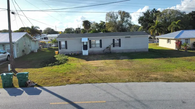 $185,000 | 3045 Southeast 36th Avenue, Okeechobee, FL 34974