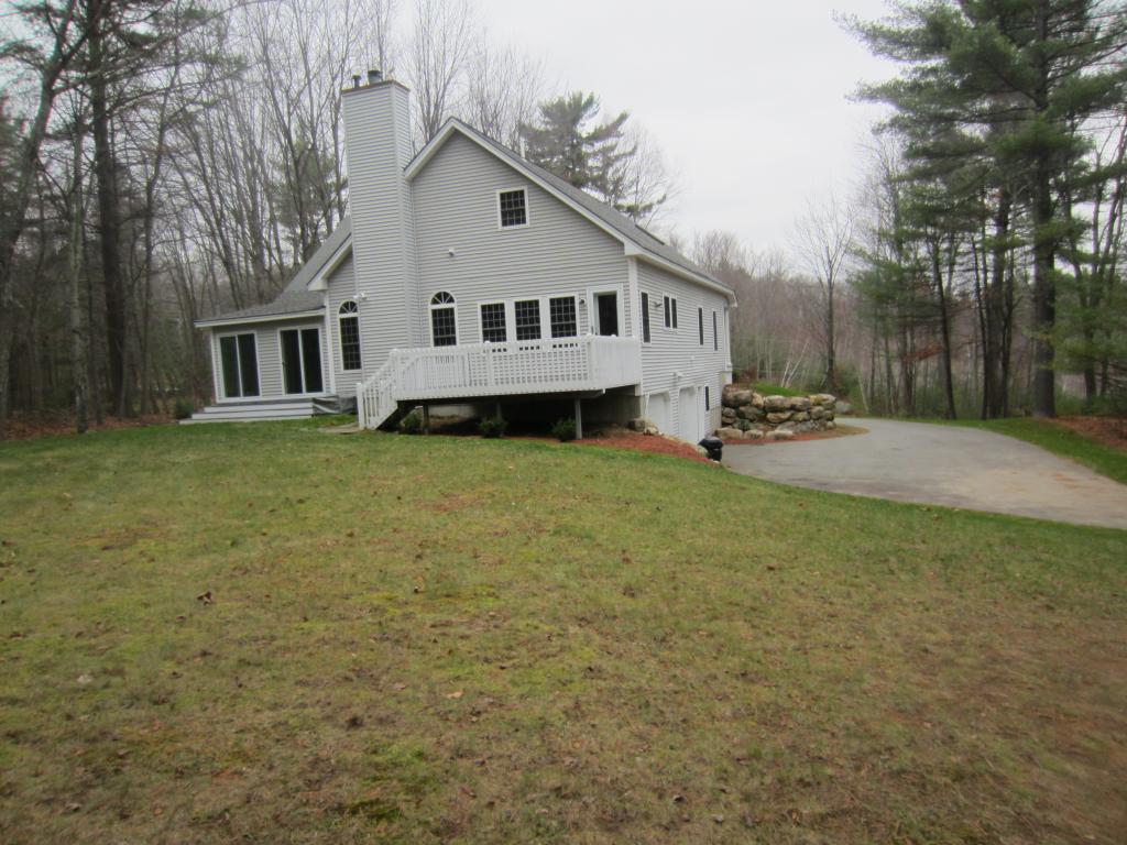 14 Wiggin Road Bedford, NH 03110 - Photo 8 of 29