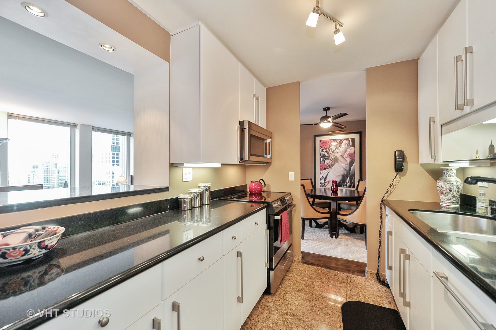 111 East Chestnut Street, Unit 14H Chicago, IL 60611 - Photo 3 of 15