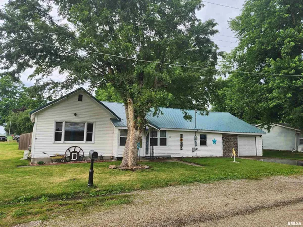 $114,900 | 606 West Marcy Street, Atlanta, IL 61723