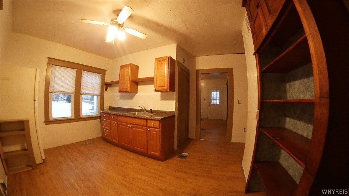 511 East Avenue Ridgeway, NY 14103 - Photo 2 of 4