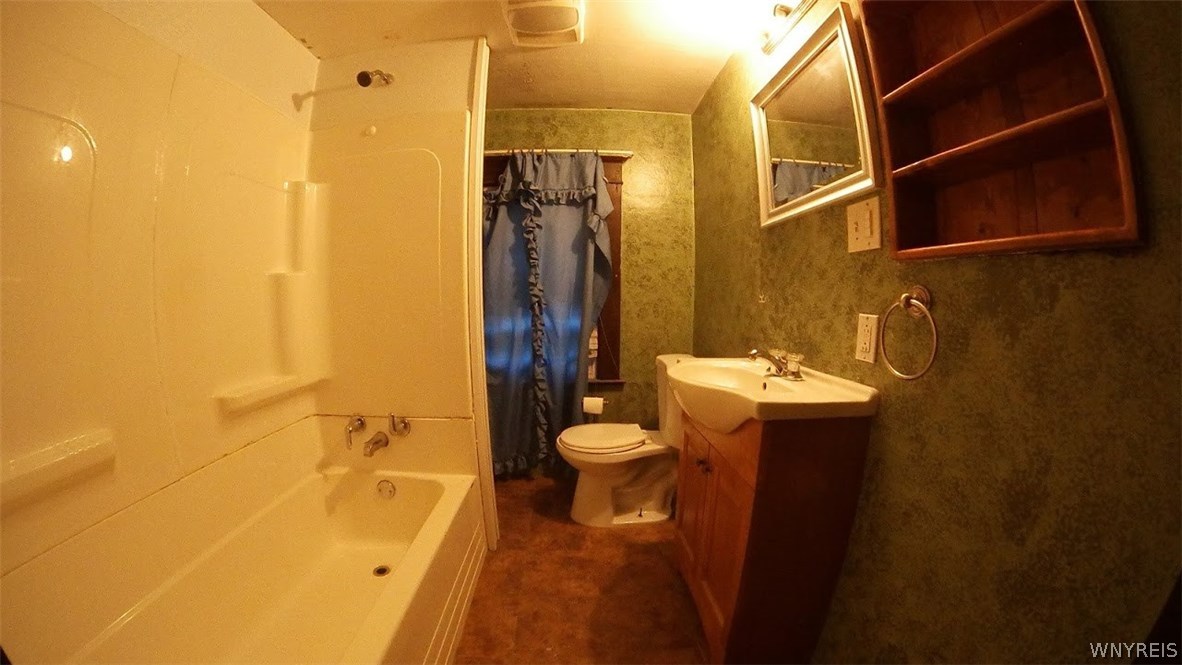 511 East Avenue Ridgeway, NY 14103 - Photo 4 of 4