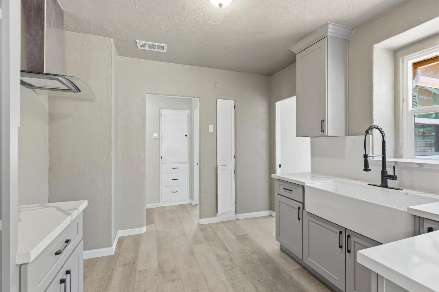 219 Sunset Boulevard Modesto, CA 95351 - Photo 7 of 37