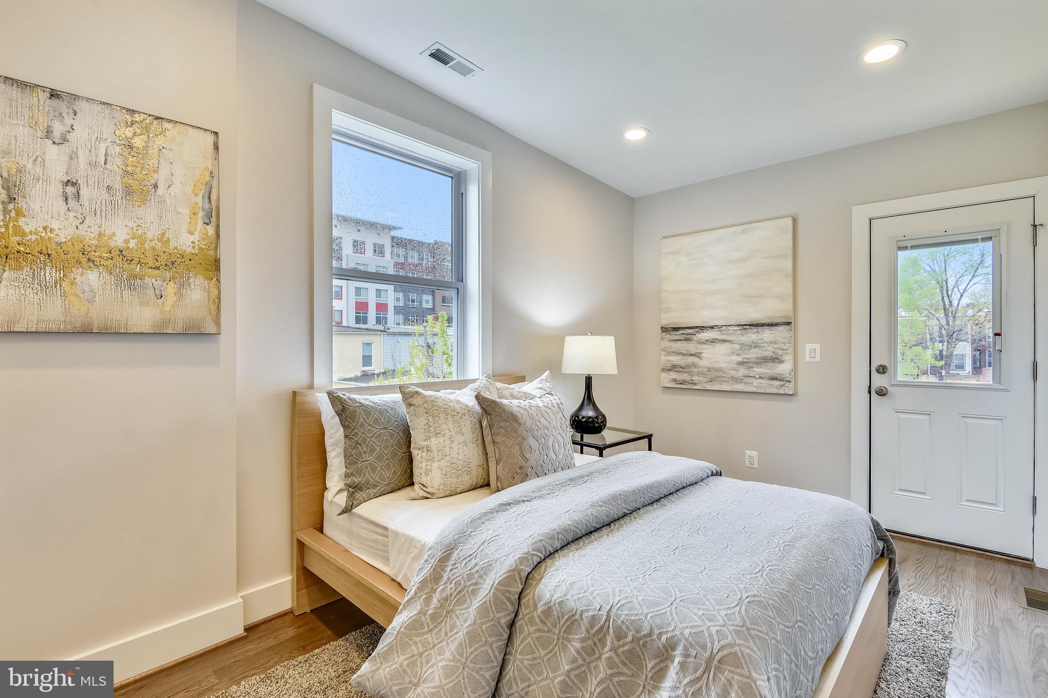 412 I Street Northeast Washington, DC 20002 - Photo 21 of 37