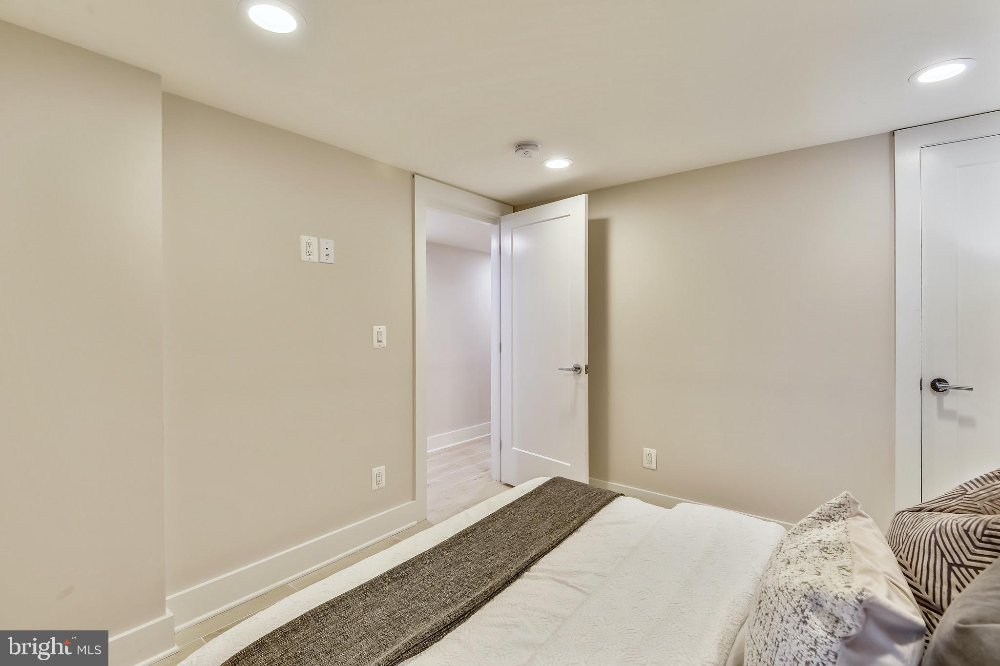 412 I Street Northeast Washington, DC 20002 - Photo 27 of 37