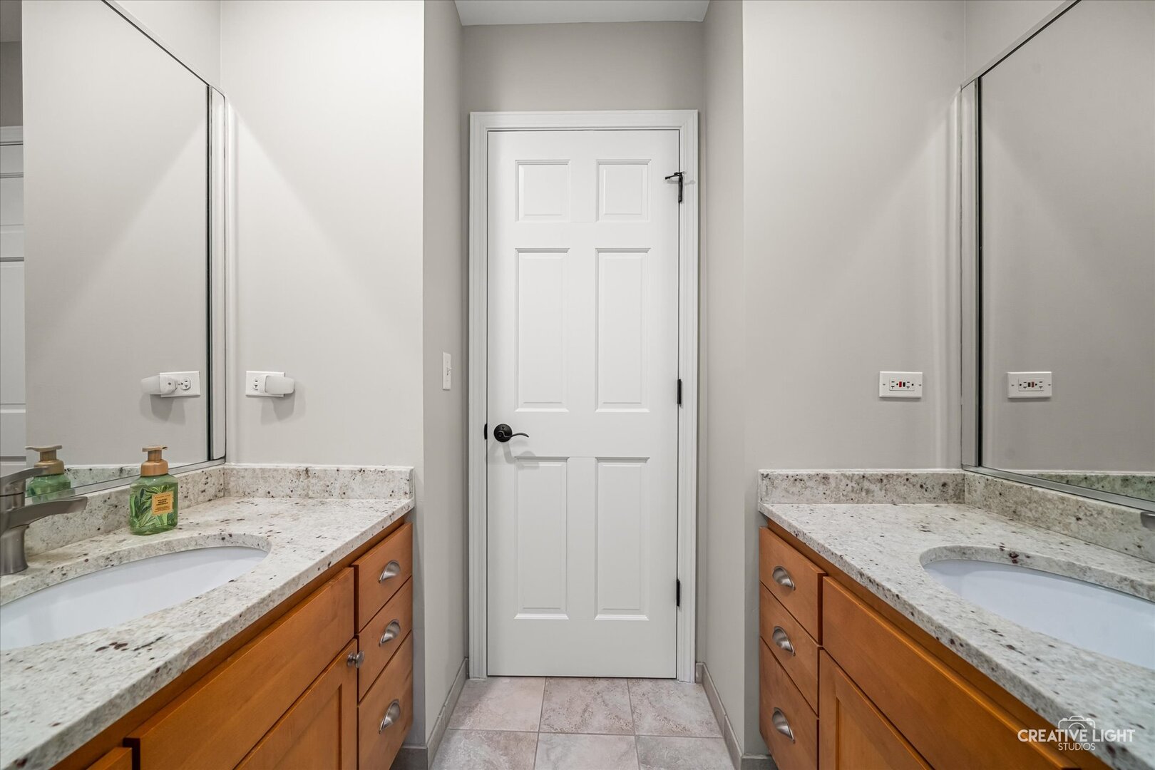 2124 Wicklow Road Naperville, IL 60564 - Photo 26 of 46