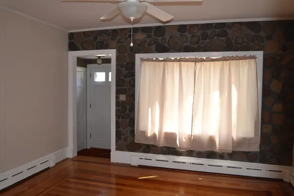 $2,700 | 1421 Morton Avenue, New Bedford, MA 02745