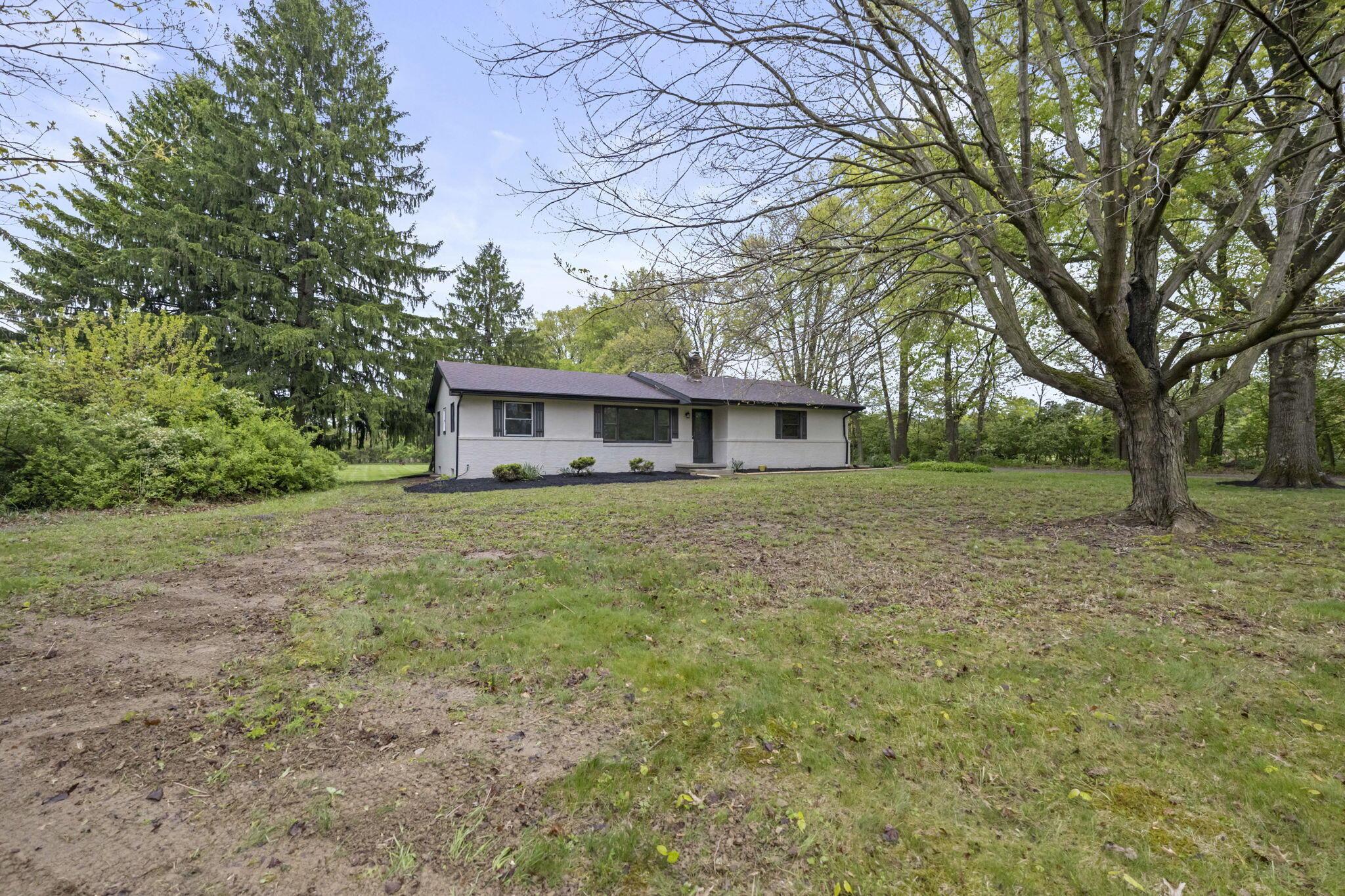 4167 Liberty Road Delaware, OH 43015 - Photo 2 of 65 Gallery Image 2