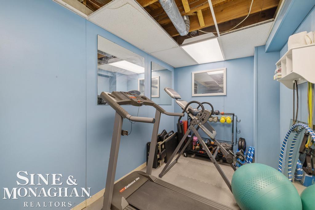 1045 Whittier Road Grosse Pointe Park, MI 48230 - Photo 49 of 82