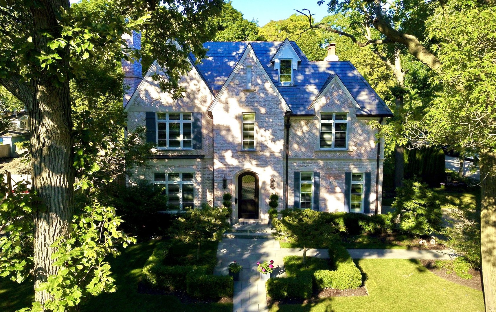 807 Prospect Avenue Winnetka, IL 60093 - Photo 1 of 1
