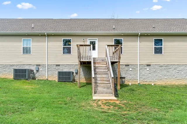 $1,275 | 1709 Evans Road, Unit B, Clarksville, TN 37042