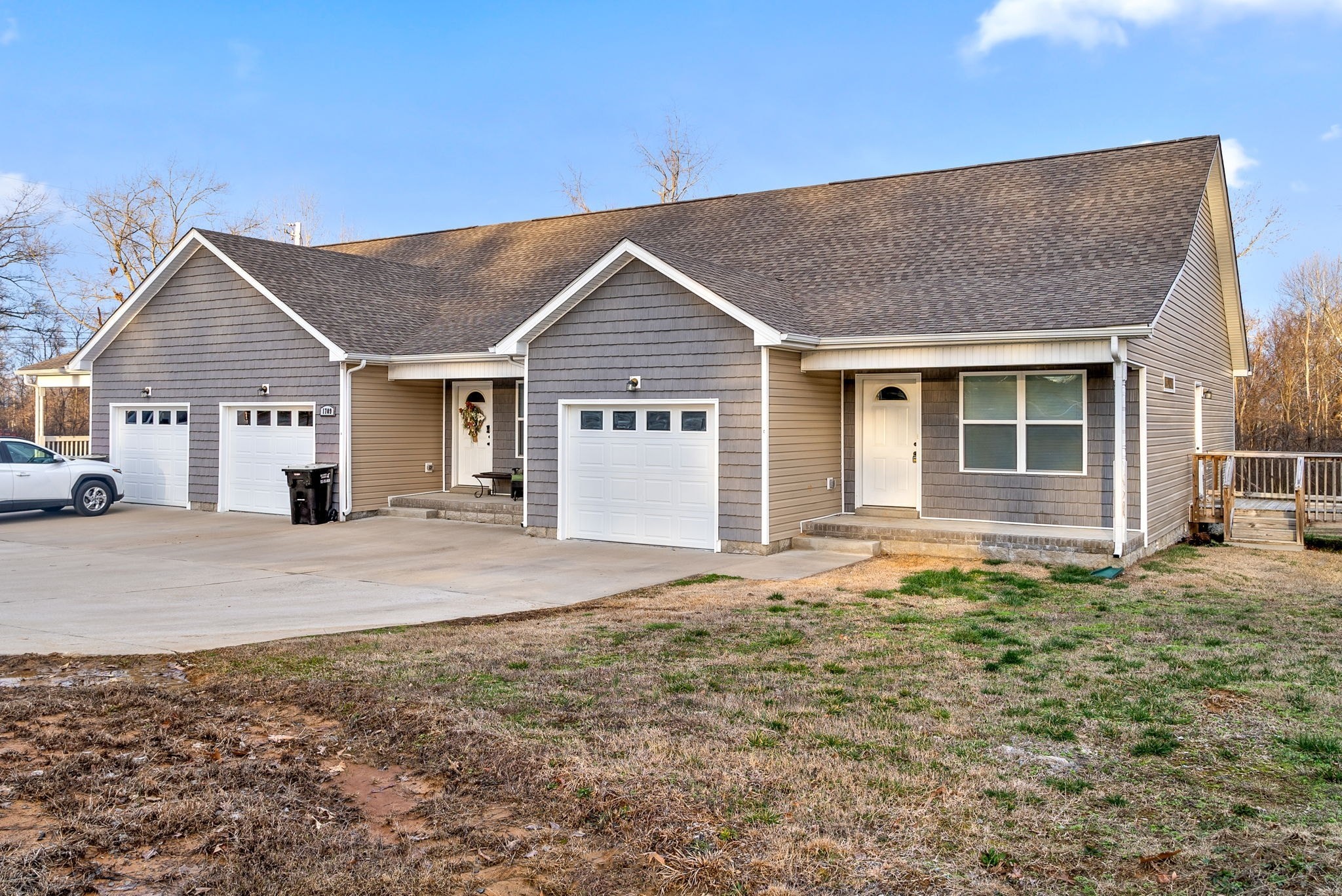 1709 Evans Road, Unit B Clarksville, TN 37042 - Photo 3 of 24 a front view of a house with a garden