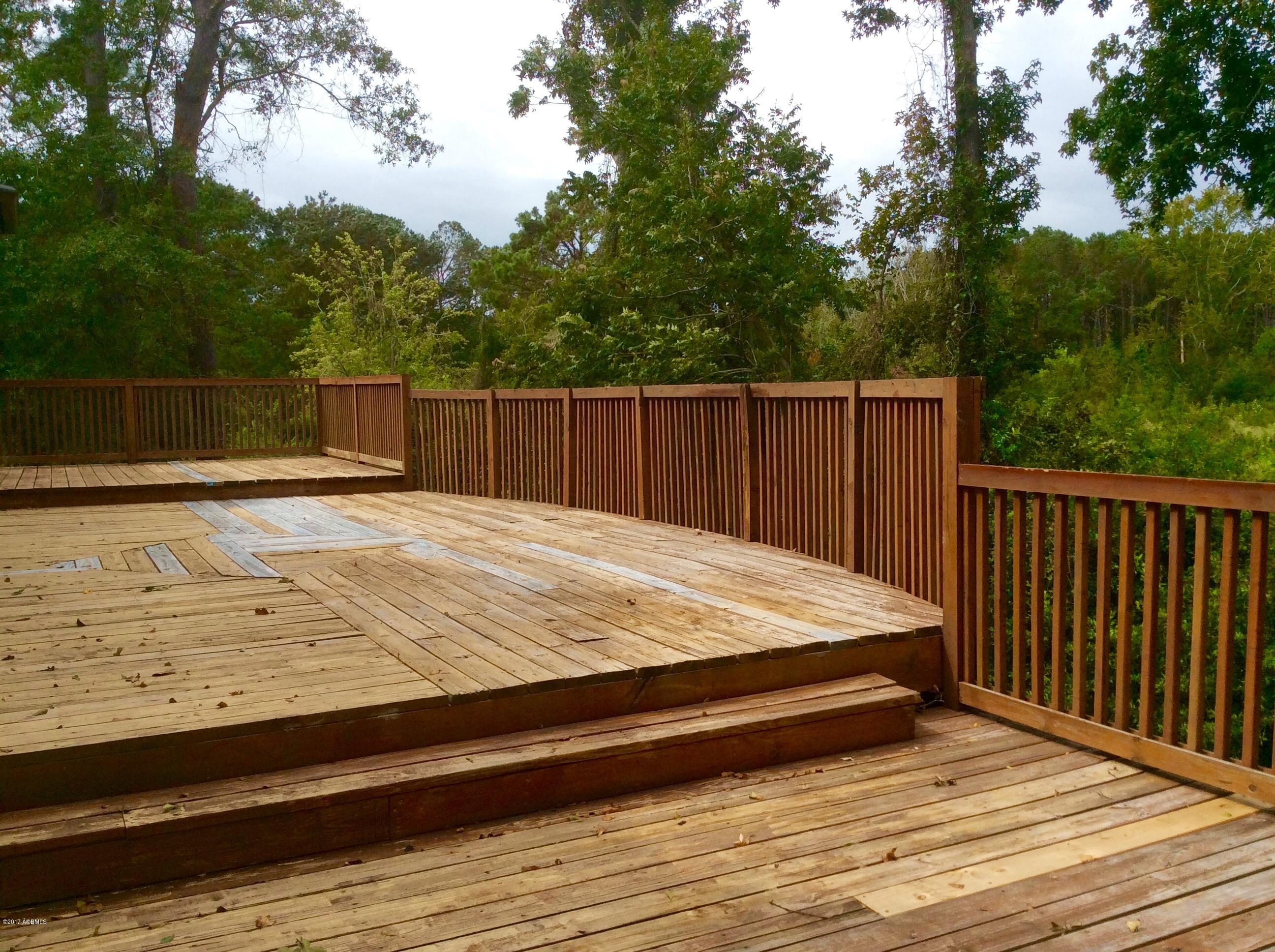 410 Seaside Road St. Helena Island, SC 29920 - Photo 18 of 19 Deck